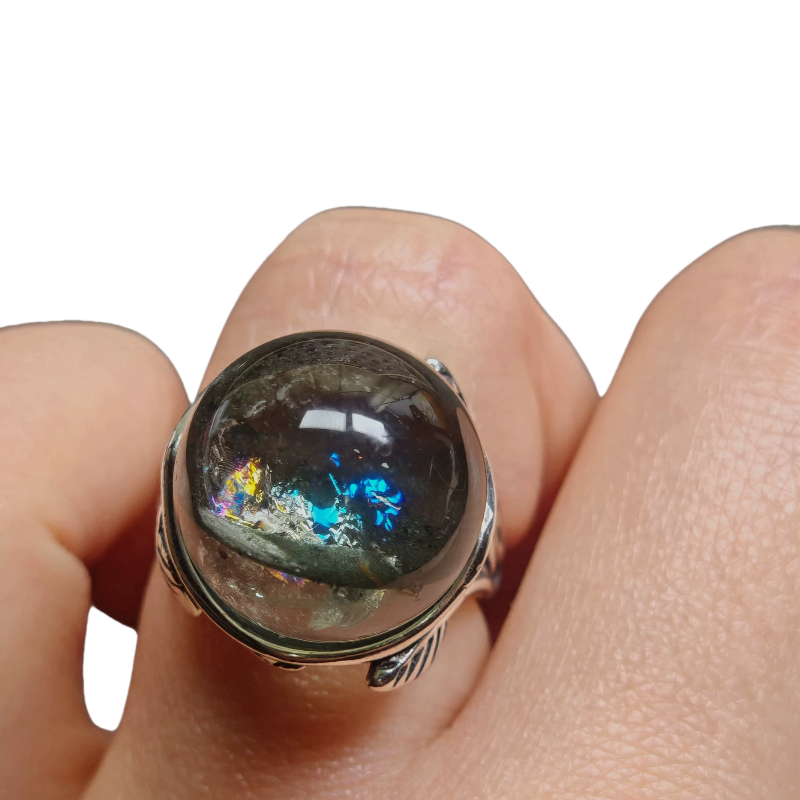 Green Phantom Quartz Ring – Wear the Energy of Growth